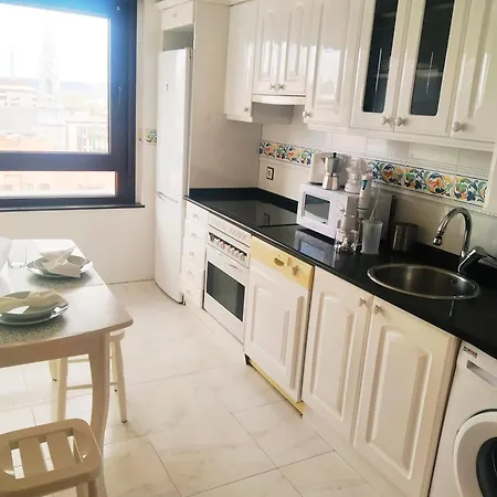 شقة Vista Aviles, Centrico Y Con Parking