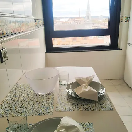 Vista Aviles, Centrico Y Con Parking *