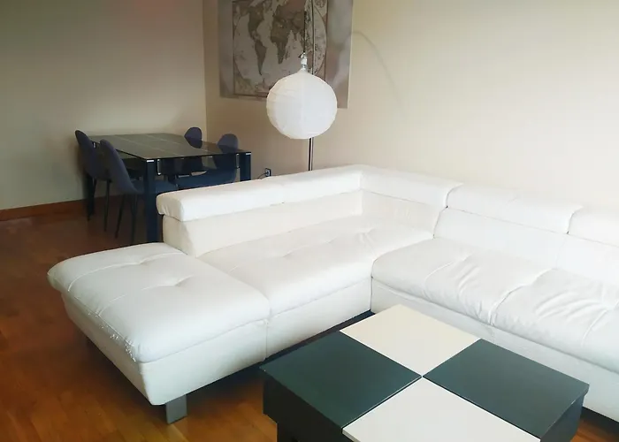 Vista Aviles, Centrico Y Con Parking *