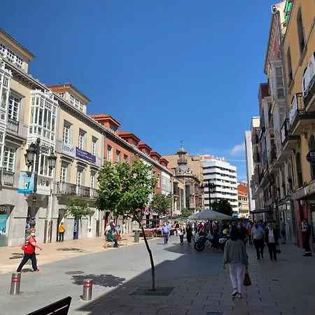 Vista Aviles, Centrico Y Con Parking